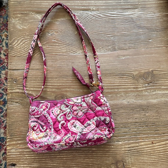 Vera Bradley Picadilly Plum cross-body mini-purse make up bag - Picture 1 of 5